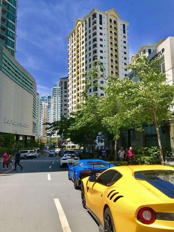 Forbestown Place At The Fort Bgc Taguig Exterior foto